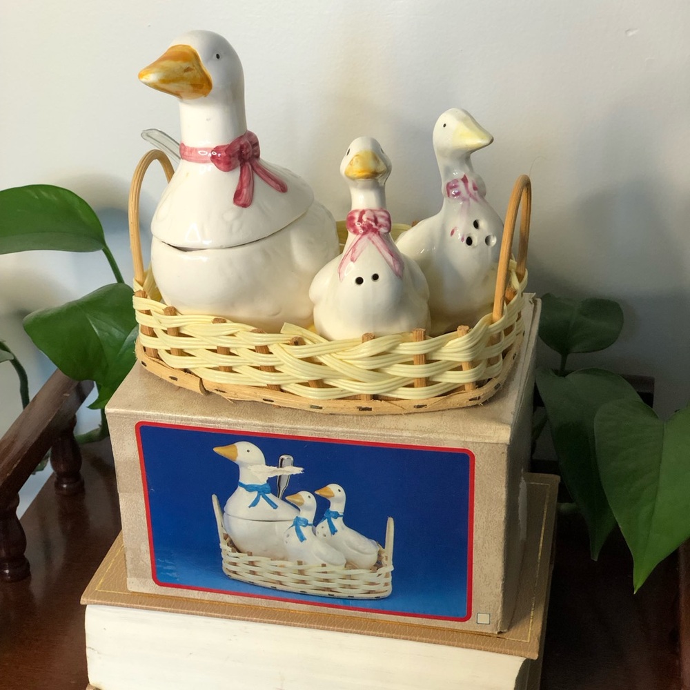 Vintage Retro Ceramic Goose Family Caddy Set with Jam Jar & Salt/Pepper Shakers